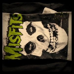 Misfit's Tee